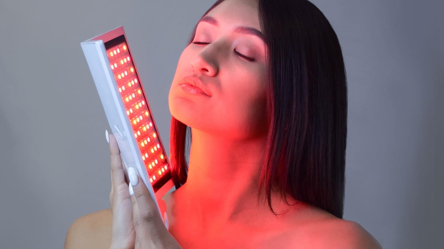 What is Red Light Therapy, and What Does It Do?